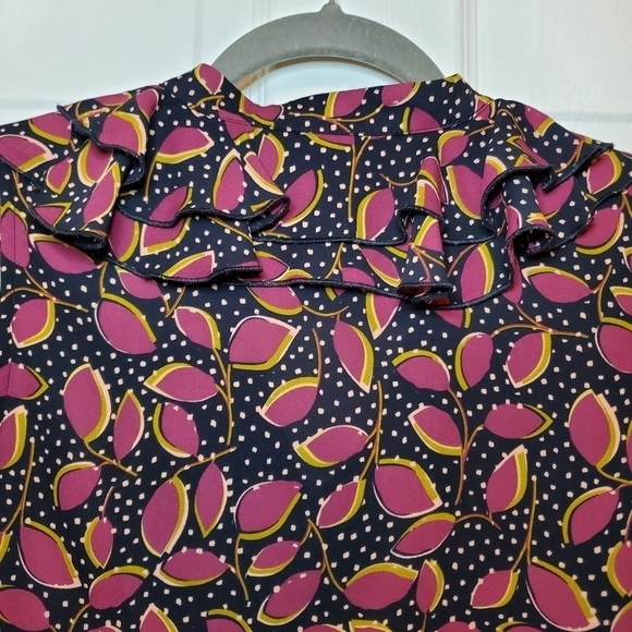 Cabi Style 4071 Study Top Multicolor Floral V-Neck Ruffle Sleeveless Size XS - Picture 6 of 9